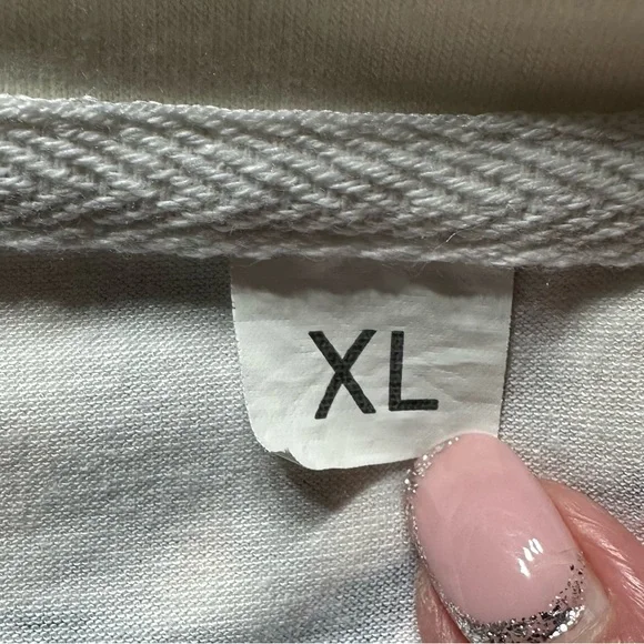 Whimsical Multicolor Cat Print Top - XL - Picture 8 of 8